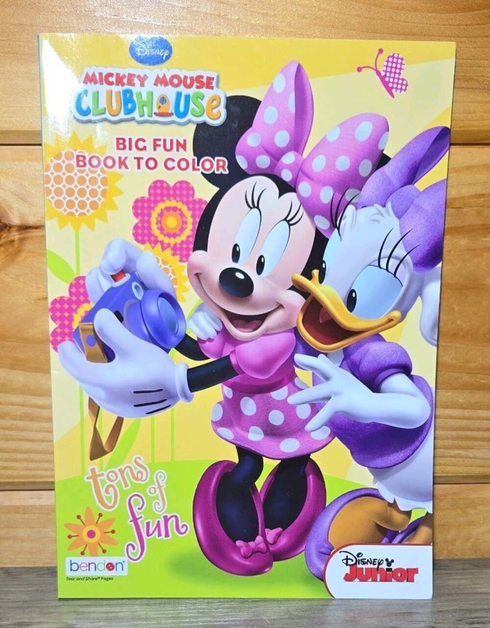 DISNEY MICKEY MOUSE CLUBHOUSE BIG FUN BOOK TO COLOR NEW TONS OF FUN MINNIE